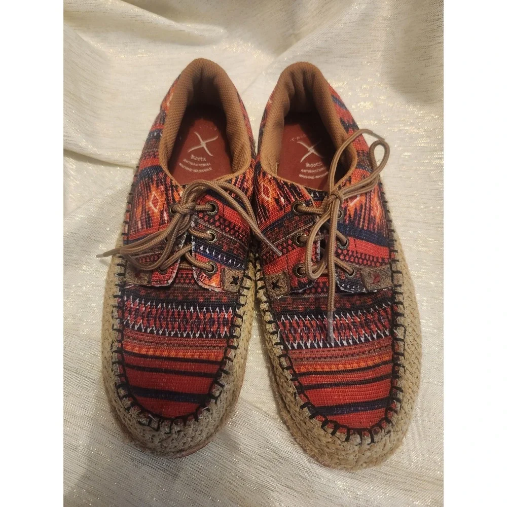 Twisted X Driving Moc Women's Loafers Shoes Weave Red Multi Color Size 9M